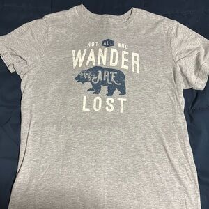 Men’s t-shirt size large